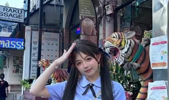只需下载，瓜就到手，快来51吃瓜养成吃瓜术！