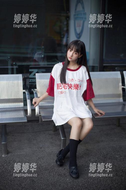51吃瓜 永久保持新鲜感的吃瓜风!“51吃瓜”,满足你对全网更新的无限渴望!