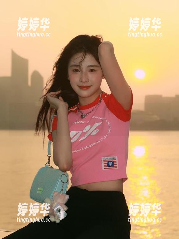 911吃瓜 911吃瓜的永久传说:每个八卦都有背后的戏码。