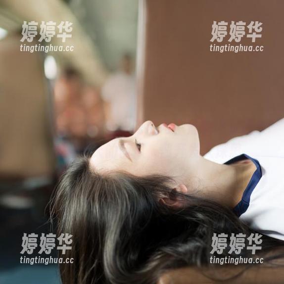 五一吃瓜网，最新网址的APP就像夏天的西瓜，剖开发人深思。