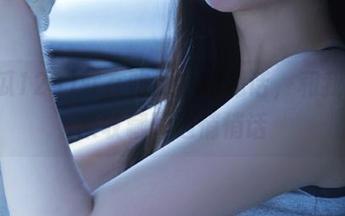 就在吃瓜123超话，和我一起来收藏耳边悄悄话