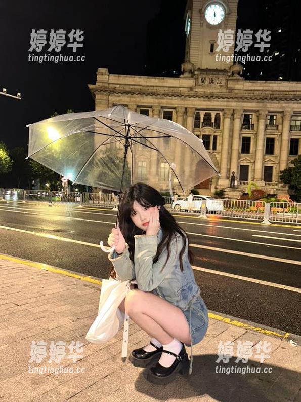 穿越到吃瓜导航，网址里的人生百态，随便翻翻都会让我觉得心肝痒