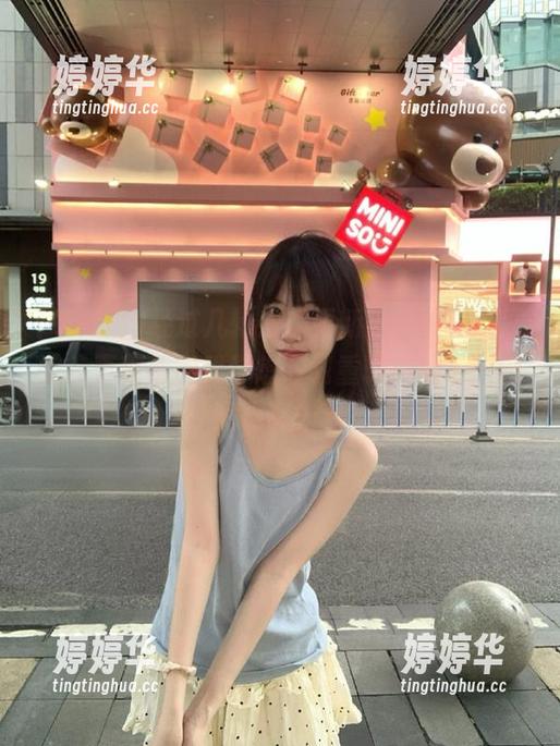 经过几轮应用更新，现在吃瓜网的首页观察得我都想下载重玩几遍了，设计师真有一套！