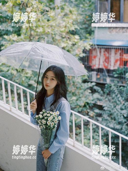 吃瓜网 这条吃瓜网的线路显然不太对劲,感觉像是走进了无尽的延伸网址...