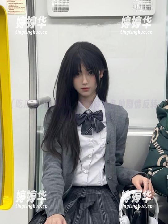 吃瓜网：在线体验各种剧情反转，让我差点咬到瓜！