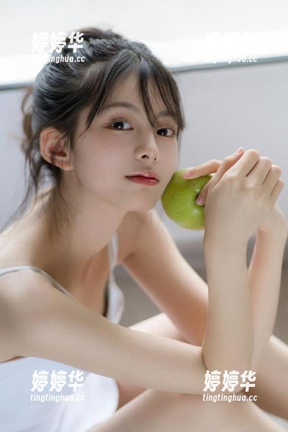 吃瓜黑料 我在苹果版“吃瓜黑料”学会了几招,拿捏八卦聊天的节奏!