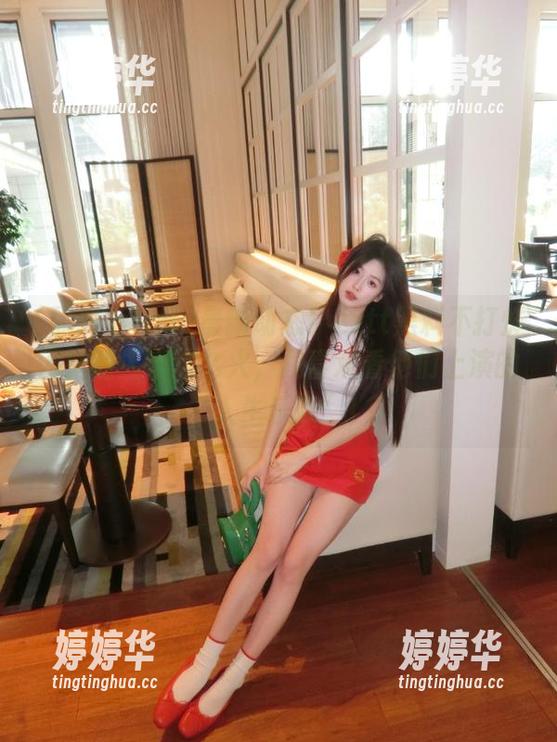 黑料不打烊 最新动态!zztt黑料不打烊网站的人都这么火,我喜欢看他们上演的“人生乐章”!