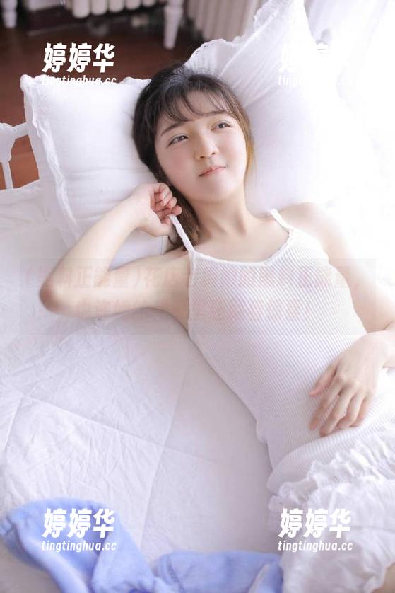 黑料正能量 花店老板娘的黑料正能量,也许她的花香里还藏着惊喜!