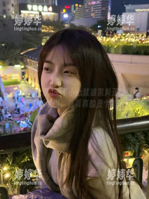 黑料正能量 一不小心就被黑料正能量的最新爆料吸引,首页真的是个坑啊!