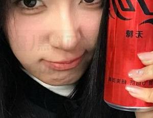 黑料正能量苹果版上线，一键点开index.php就是我的“窥视洞”？