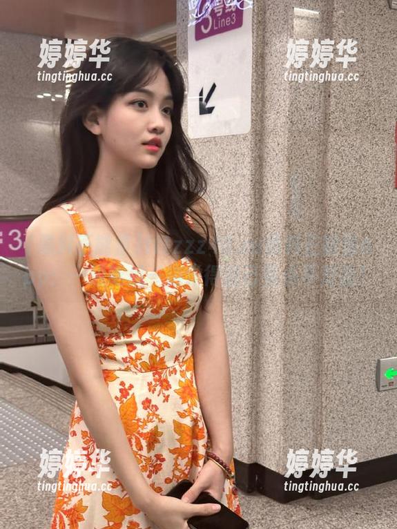 黑料正能量 tttzzz48.su黑料正能量app:一边吃瓜一边觉得自己有点不对劲!