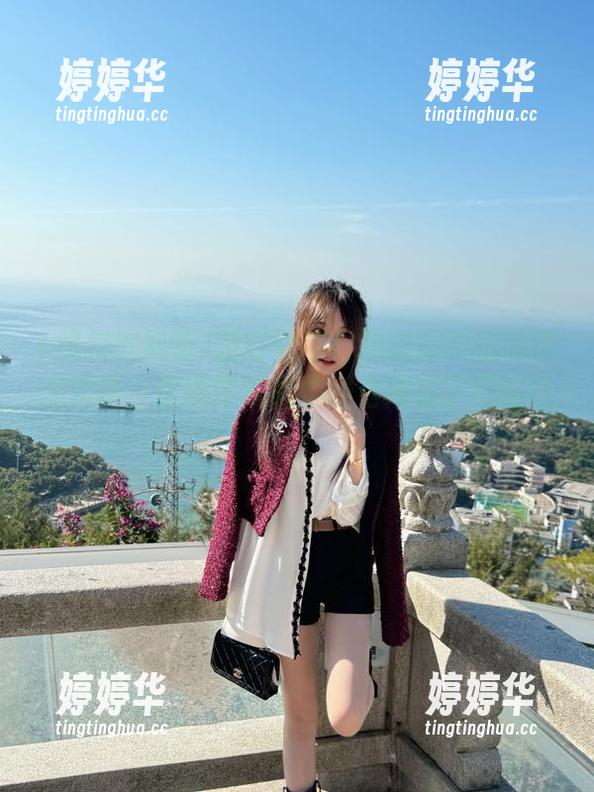 及时更新！黑料爆料馆的奇闻异事，这隔壁家的鹦鹉居然成了网络红！